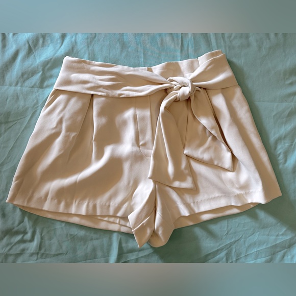 a love a - Dress shorts - Ivory - Size M - Picture 1 of 5